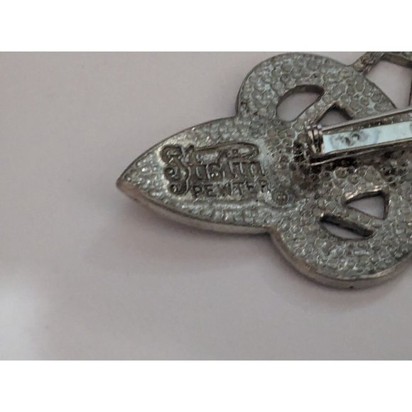 Vintage St. Justin Pewter Pin Brooch Celtic Bow Knots 3.5 in Long 1.5 in Wide - Picture 4 of 4